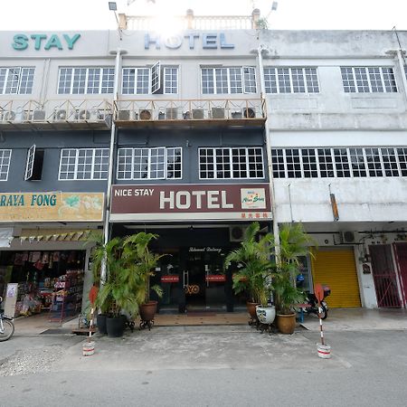 Oyo 1190 Nice Stay Hotel Raub Exteriér fotografie
