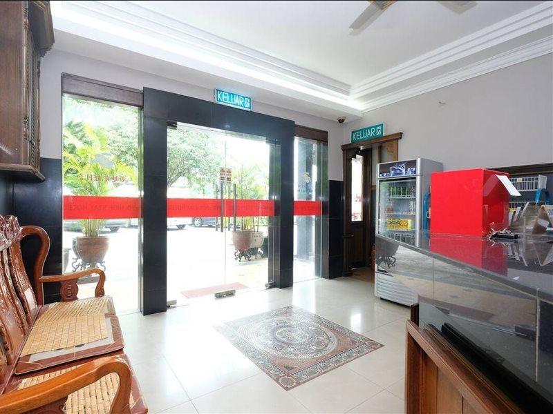 Oyo 1190 Nice Stay Hotel Raub Exteriér fotografie
